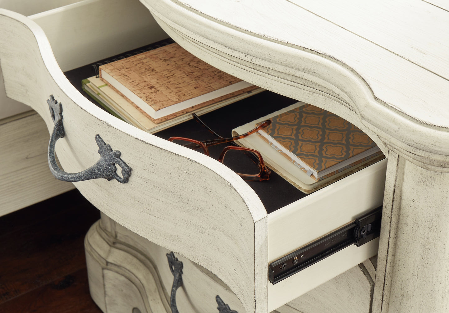 Arlendyne  Upholstered Bed With Mirrored Dresser And Nightstand