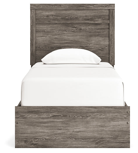 Ralinksi  Panel Bed With Mirrored Dresser And 2 Nightstands